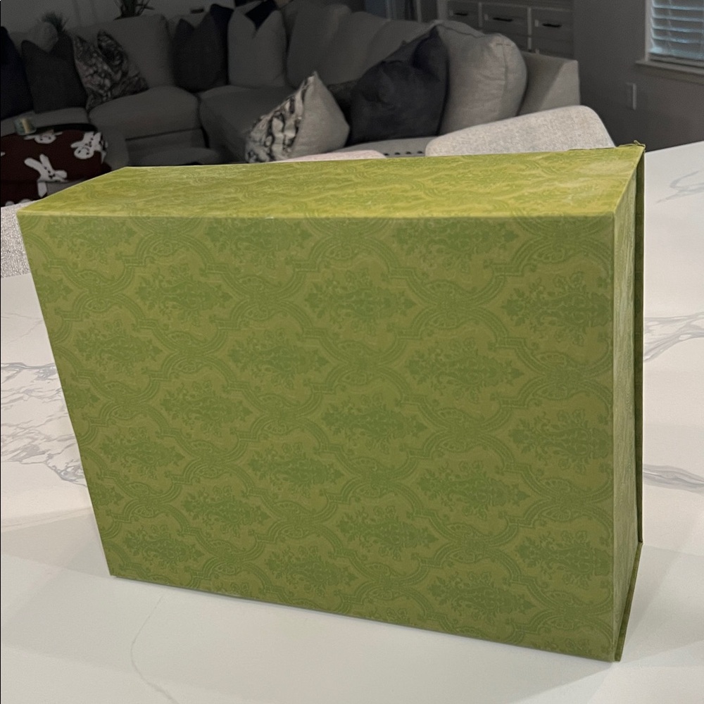 GUCCI Empty Box!! - image 12